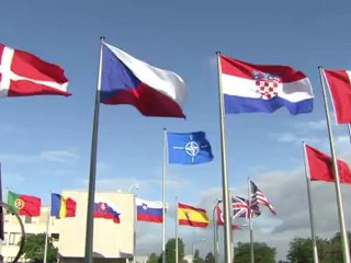 Zone euro, Afghanistan, Iran, sujets chauds des sommets G8-Otan