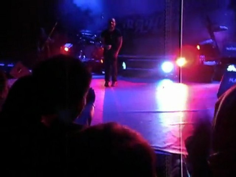 13 Mayıs 2012 - Emre Aydın Bostancı Gösteri Merkezi Konseri / Duymak İstiyorum