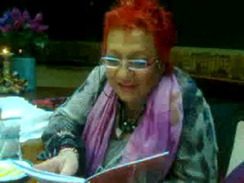 Yelda Karataş-Akif Kurtuluş'tan Cikciğim adlı şiiri okuyor...