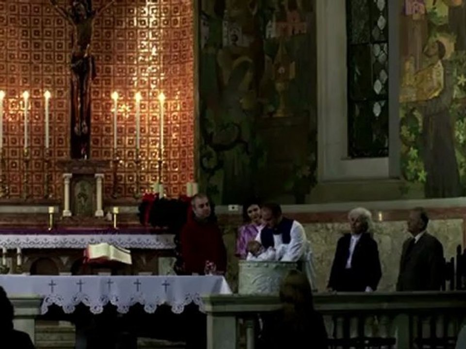 The Devil Inside - Clip Baptism