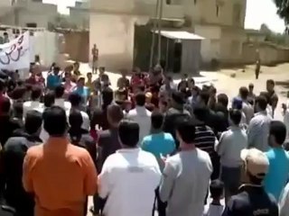 Download Video: Syria فري برس ‫درعا نامر مظاهرة صباحية وهتاف رائع خافوا الله ياعرب 17 5 2012‬ Daraa