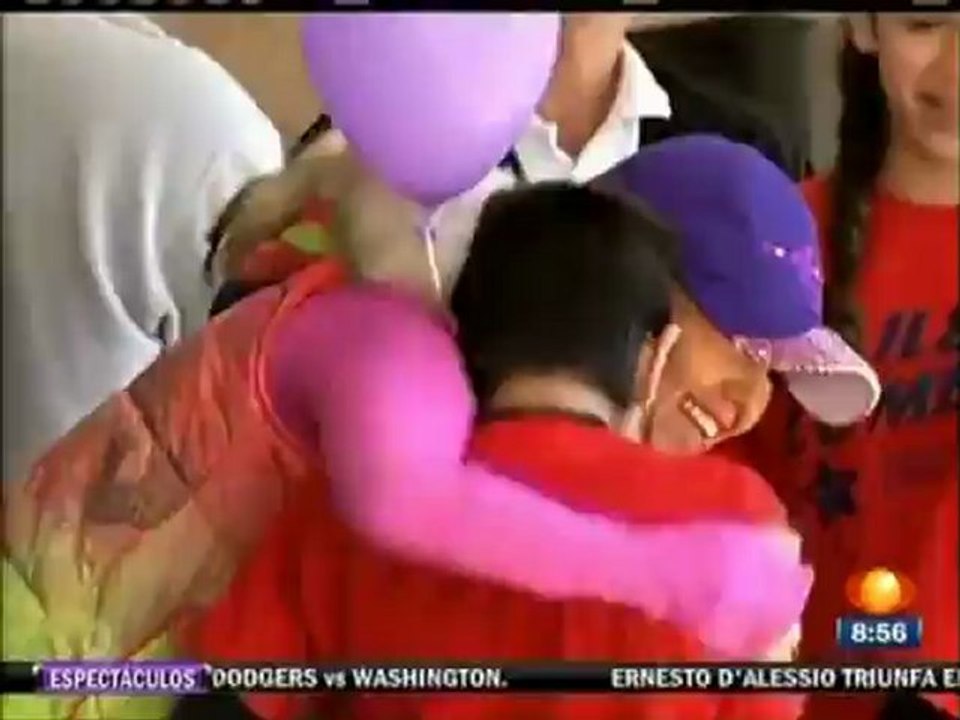 Noticiero Televisa - THALIA March Of Dimes 2012