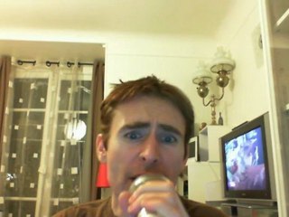 Wiwi égratigne "the politics of dancing" de Re-Flex