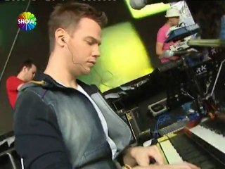 Ödül törenine ünlü yağmuru