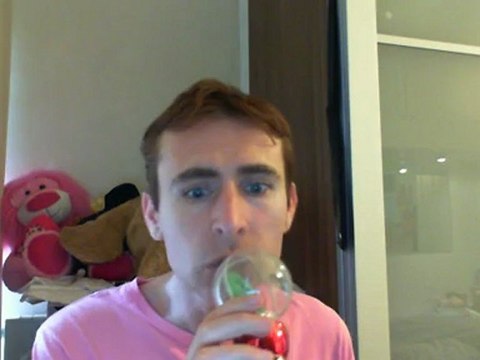 Wiwi égratigne j'aime la mer comme une femme d'Alibert