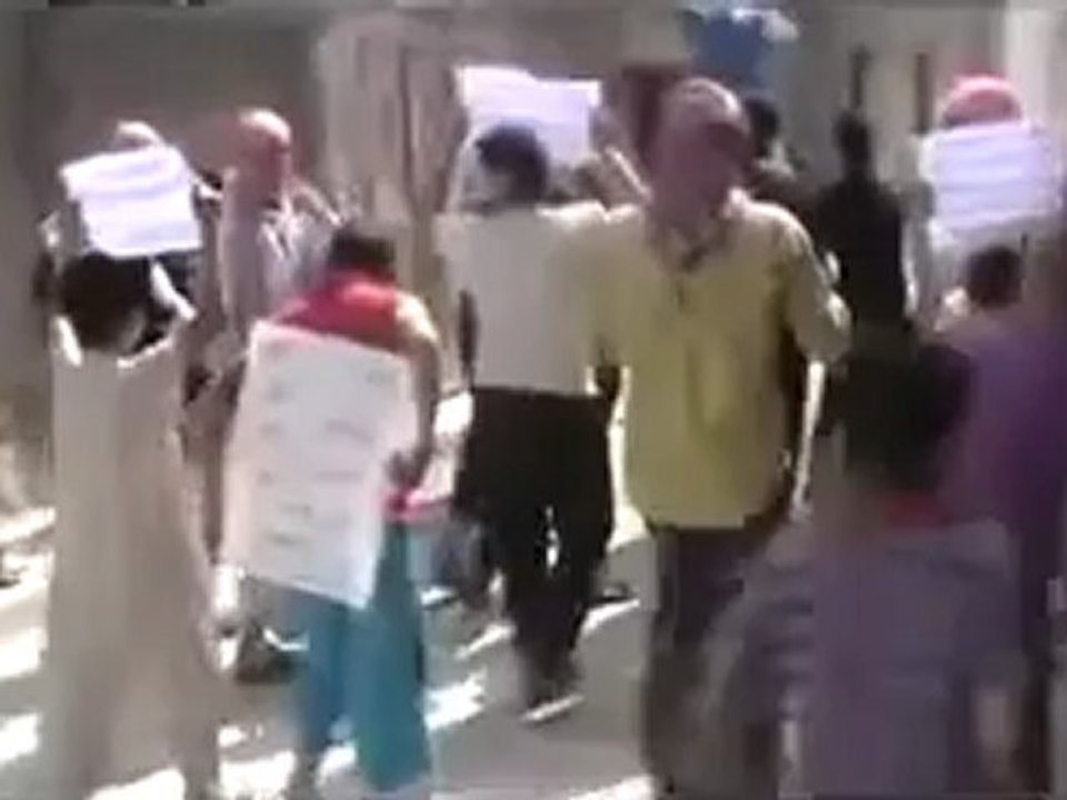 Syria فري برس حلب   حي المرجة صباحية جمعة أبطال جامعة حلب 18 5 2012 Aleppo