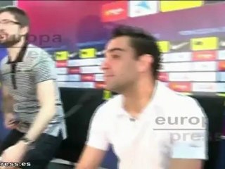 Xavi Hernández espera que Villa llegue a tiempo