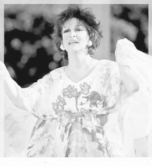 Warda El Djazairia - Iconic 2012 Hommage & New Chaabi Track 🎶