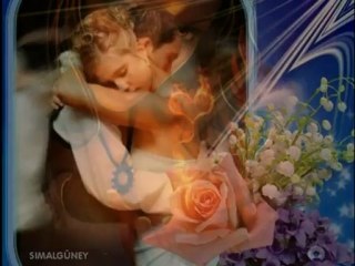 ŞİMALGÜNEY ( ELLERİNİN DOKUNDUĞU YERDEYİM )