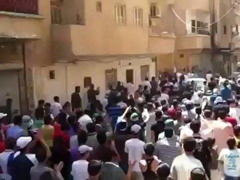 Syria فري برس ديرالزور أحرار العرفي والجبيلة يجتمعون18 5 2012 Deirezzor