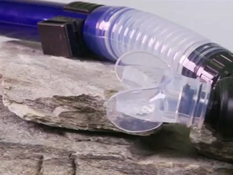 60:Second ScubaLab - IST Sports SN201 3D Flex Dry Snorkel