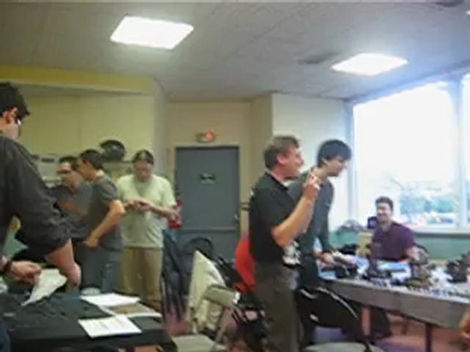 Discourt de Julien a la Ludothéque de Boulogne Billancourt pour la soirée interjeux