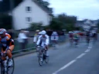 arrivee du peloton st brieuc les villages