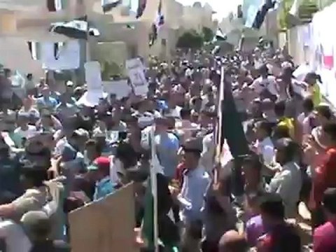Syria فري برس ريف حلب مظاهرة جمعة ابطال جامعة حلب يالله ارحل يا بشار مدينةاعزاز 18 5 2012 Aleppo