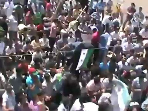 Syria فري برس ريف حلب مظاهرة جمعة ابطال جامعة حلب الشعب يريد اعدامك بشار مدينة اعزاز 18 5 2012 Aleppo