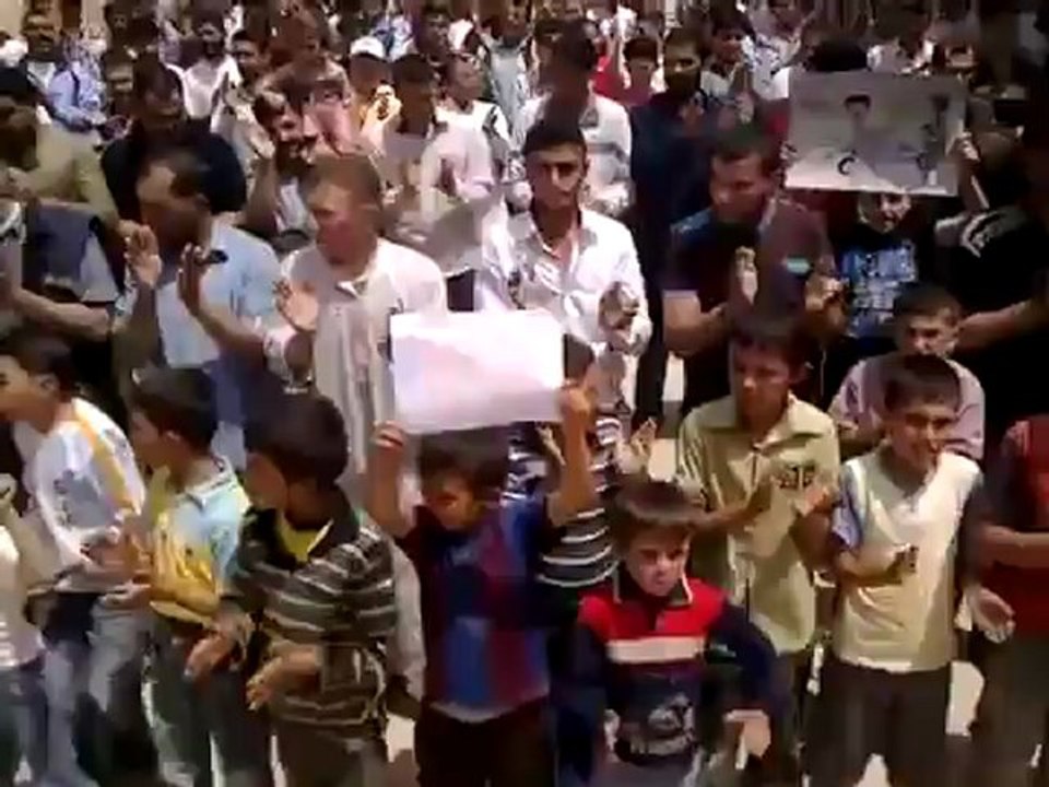 Syria فري برس ريف حلب رتيان مظاهرة حاشدة جمعة أبطال جامعة حلب  18 5 2012 Aleppo