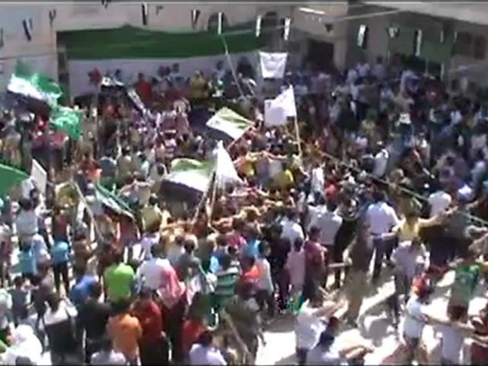 Syria فري برس ريف حلب دارة عزة جمعةأبطال جامعة حلب أغنية رائعة لأبطال جامعة حلب 18 5 2012 Aleppo