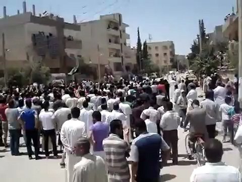 Syria فري برس ديرالزور جمعة ابطال جامعة حلب حي المطار لبيك يالله وبالروح بالدم نفديك ياحمص 18 5 2012 Deirezzor