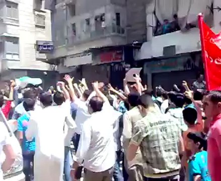 Syria فري برس حلب الشعار اطلاق النار على المتظاهرين 18 5 2012 Aleppo