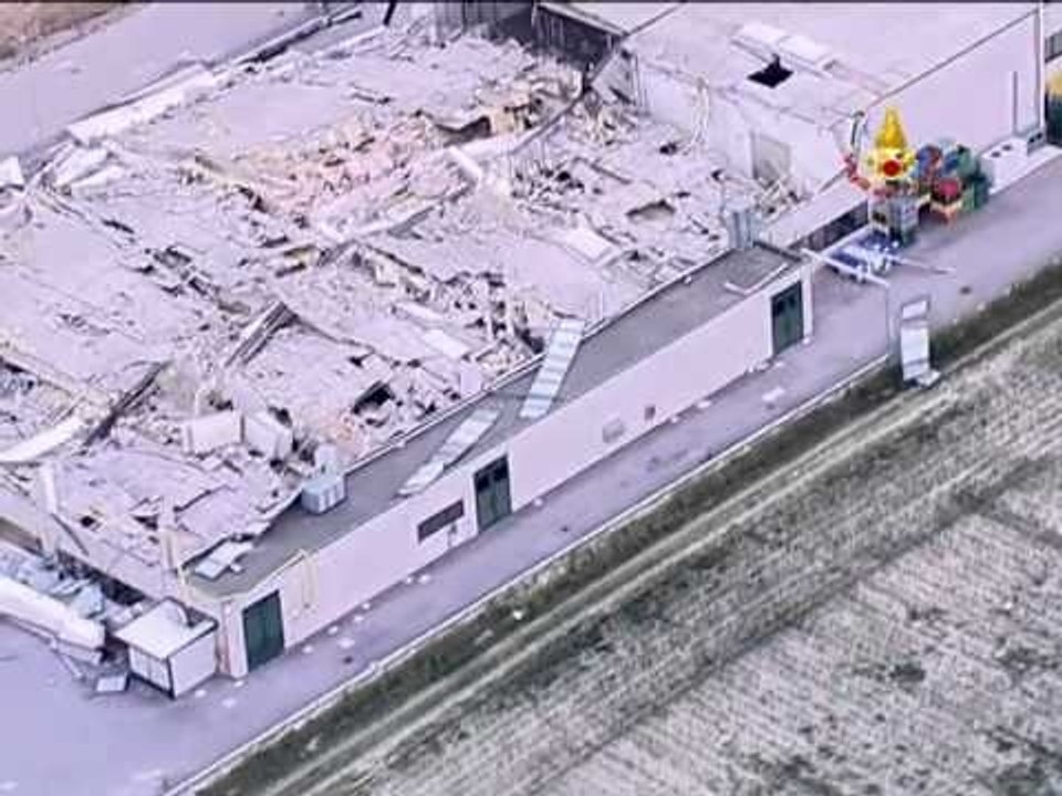 Ferrara - Terremoto, immagini aeree 2 (20.05.12)