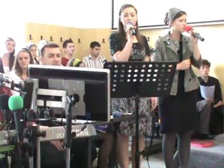 CAMY & REBECA (Să vă iubiţi totdeauna)