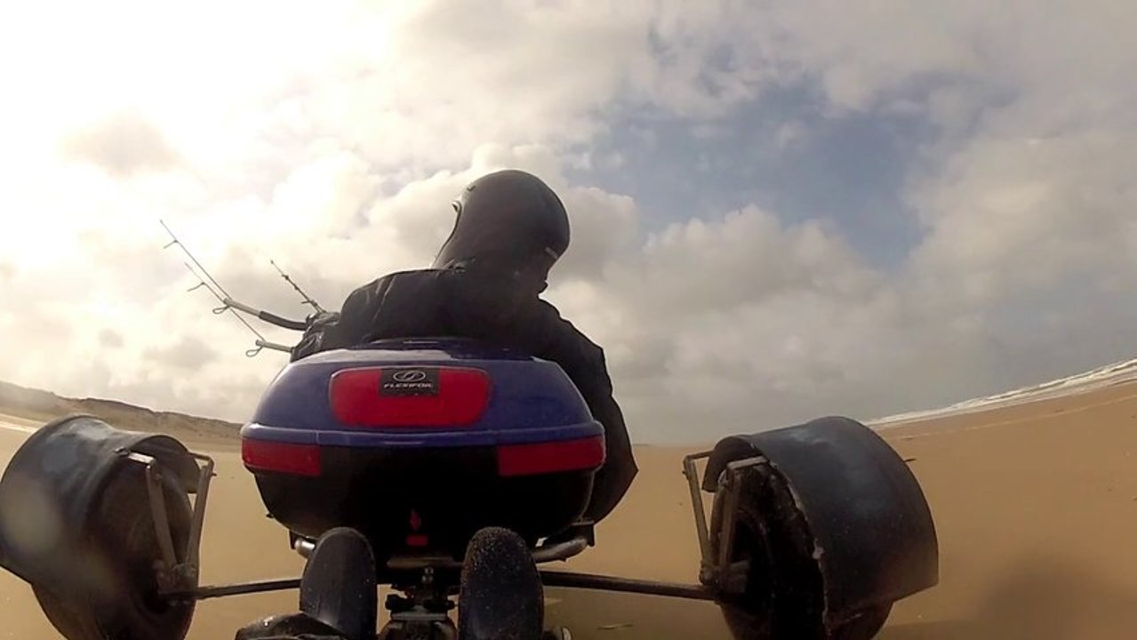 buggy kite 18 MAI 2012 BREM SUR MER