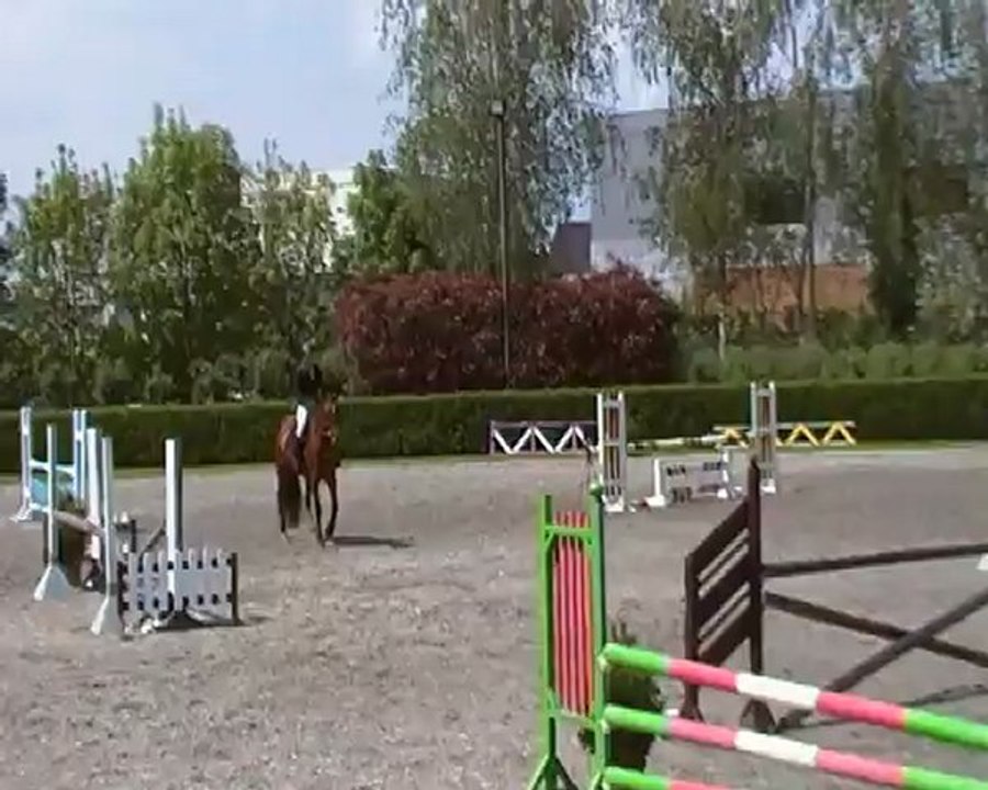 Bons baisers du Rouge Cloitre 4ème dans le 90cm à Ingulmester