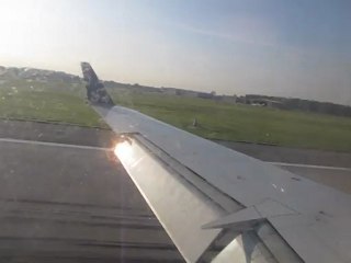 Att CRJ-200 Delta Connection à Detroit.