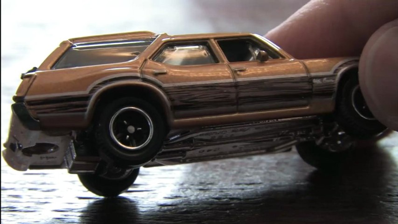 1971 OLDSMOBILE VISTA Matchbox car review by CGR Garage