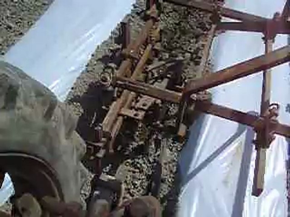 IH farmall F235D + bineuse