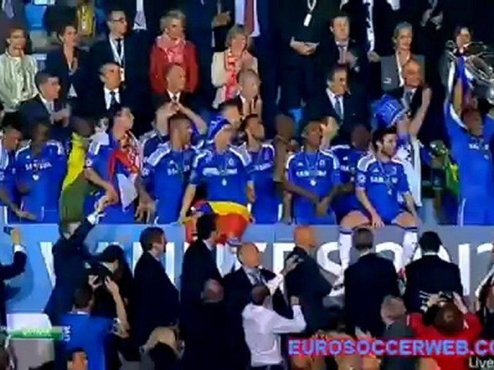 Abramovic lifts the trophy