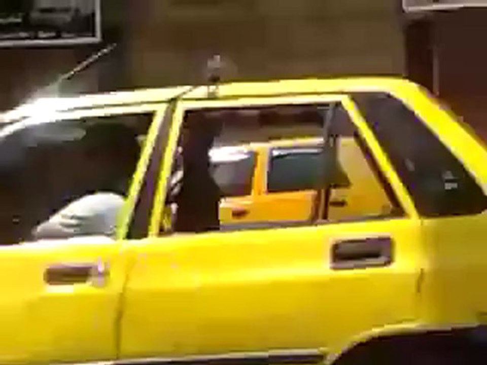 Syria فري برس دمشق حي التضامن اضراب عام على ارواح شهداء التضامن وشهداء جمعة ابطال حلب  19 5 2012 Damascus