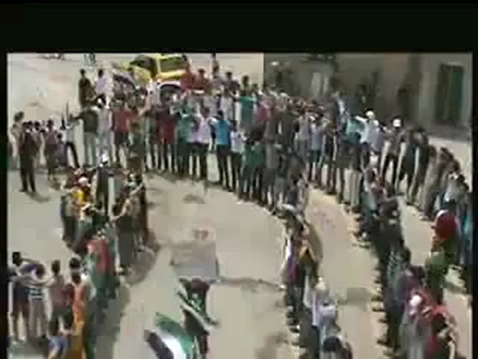 Syria فري برس حماة المحتلة صباحية باب قبلي طالع ع الموت   2012 5 19 Hama