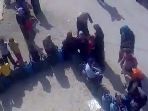 Syria فري برس درعا حوران الحارّة أزمة الغاز في المدينة 2012 5 19 Daraa