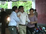 Chen Guangcheng sourire aux lèvres à son arrivée à New York