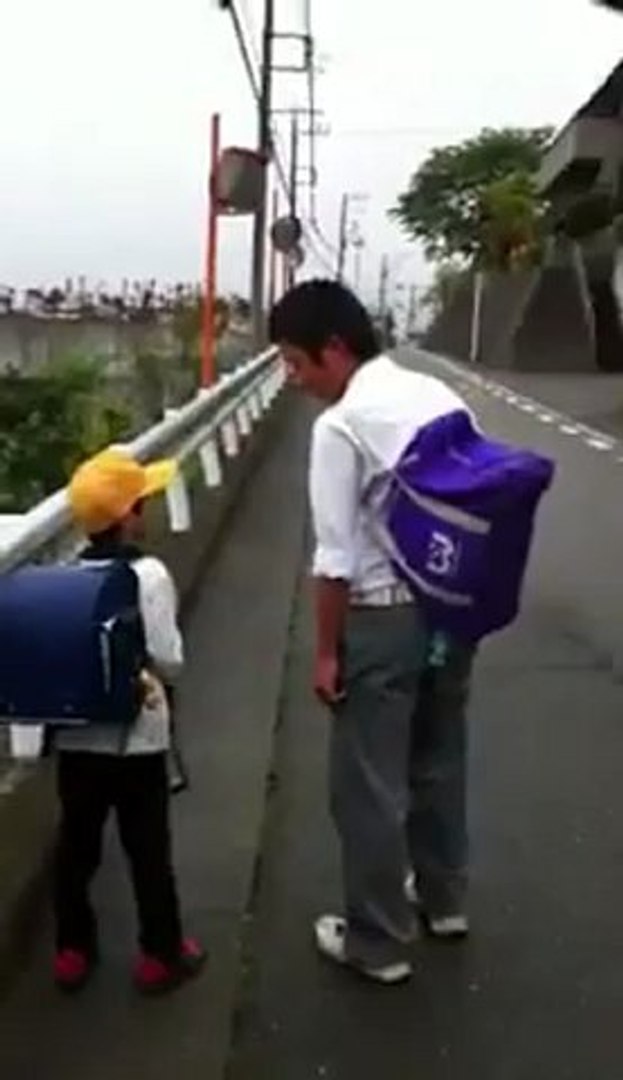 小学生に喧嘩をうってみた 動画 Dailymotion