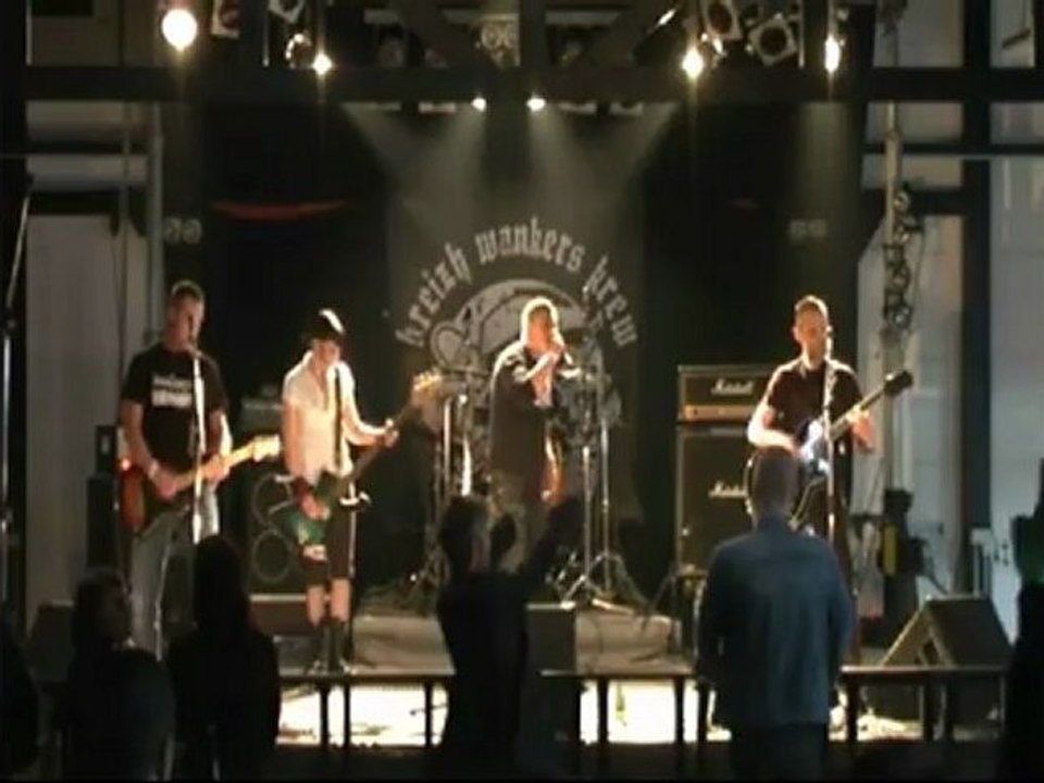 HEADLINERS