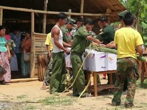 Myanmar rebels bury comrade as fighting rages
