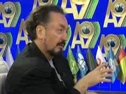 Fethullah Gülen Hocamız yıllar önce Hz. Mehdi (as)'ı çok detaylı tarif etmiştir-2