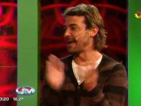 Pedro en Sábado Show Cámara Sorpresa a Paola Miranda - 19 de Mayo