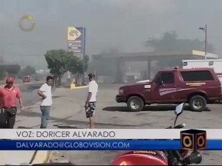 Bomberos controlan incendio en avenida Las Industrias de Barquisimeto