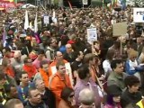 minute de silence Belgian Pride - Bruxelles - RTBF Vidéo