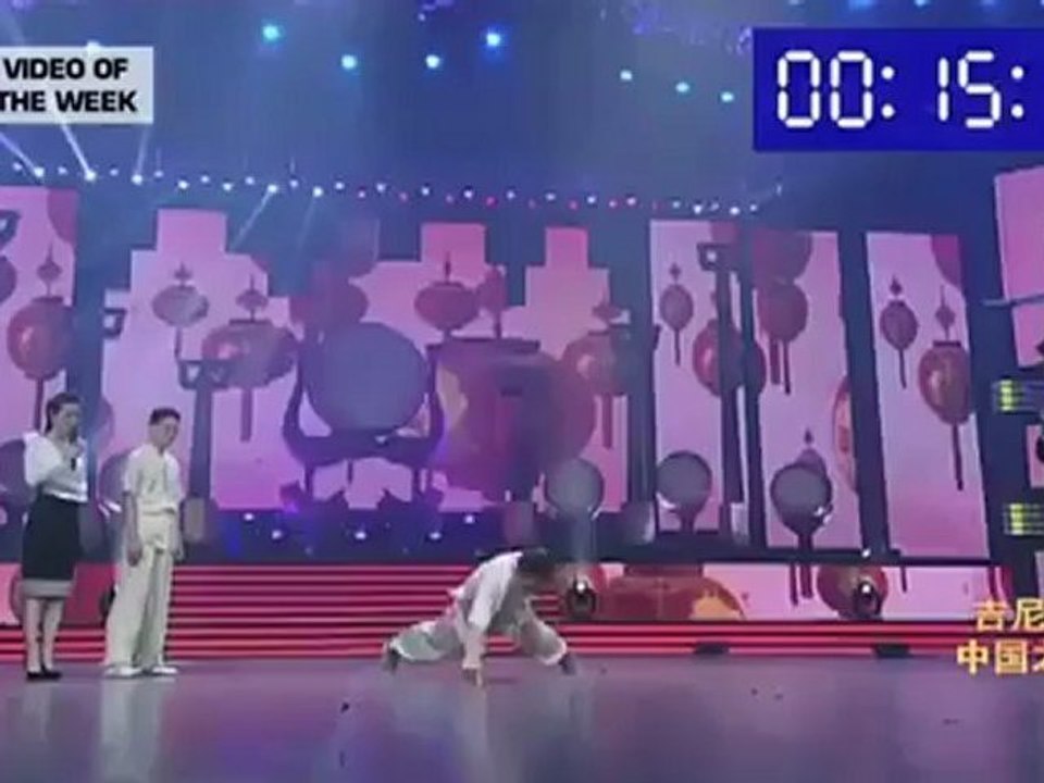 41 pompes sur un doigt