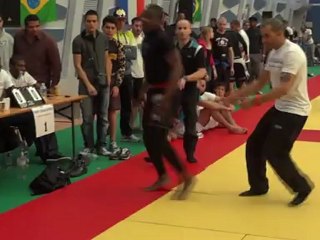 Speedy grappling