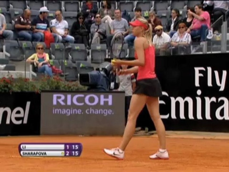 Rom: Scharapowa verteidigt Titel