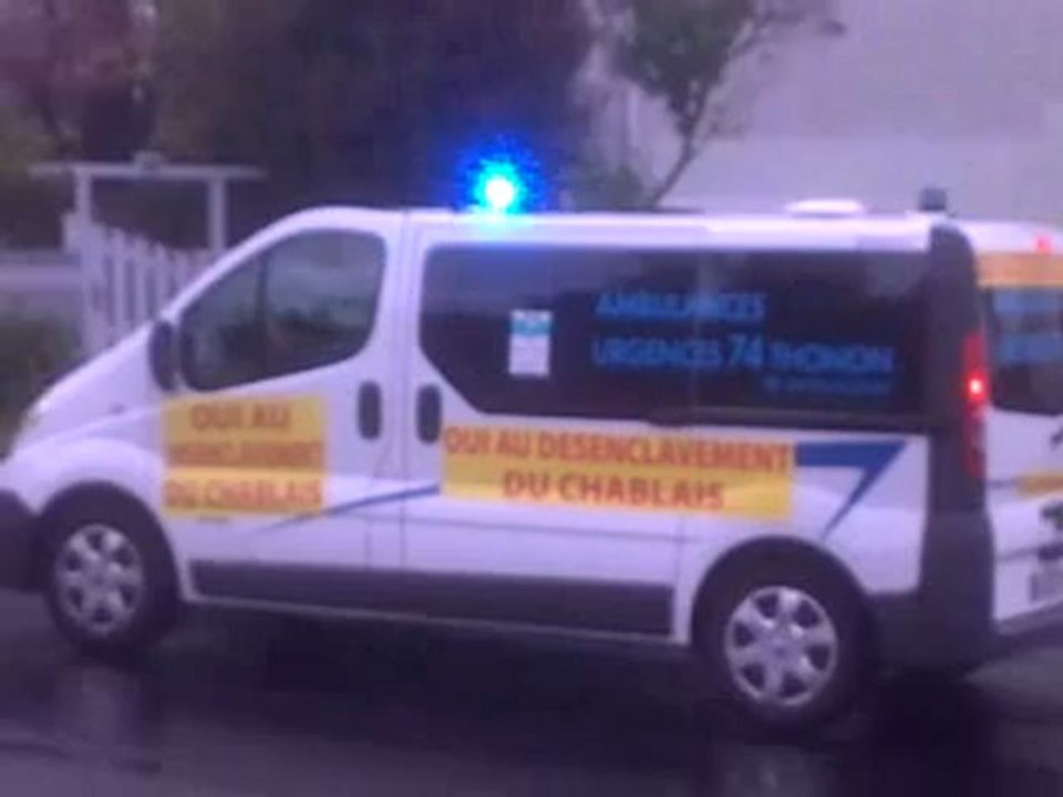 Marche "Oui au désenclavement du Chablais " - mai 2012 - Le Messager