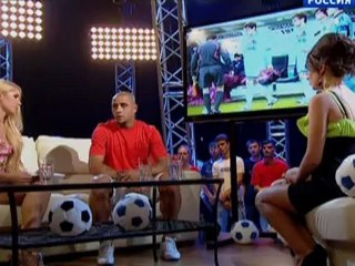 www.footballmirror.ucoz.ru | 90х60х90 / Эфир от 29.09.2011 / Роберто Карлос
