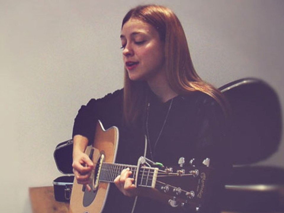Russian Red "Everyday Everynight" - session acoustique