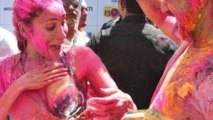 Hot Seductive Models Playing Holi, Hot Wet and Wild Special