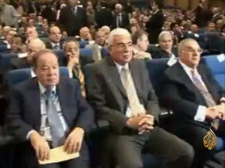 انتقادات للبرادعي بعد بيانه الترشح لرئاسة مصر